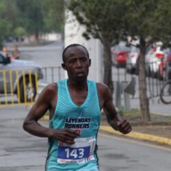 Viven saltillenses la edición 48 de la 15K San Isidro del GIS