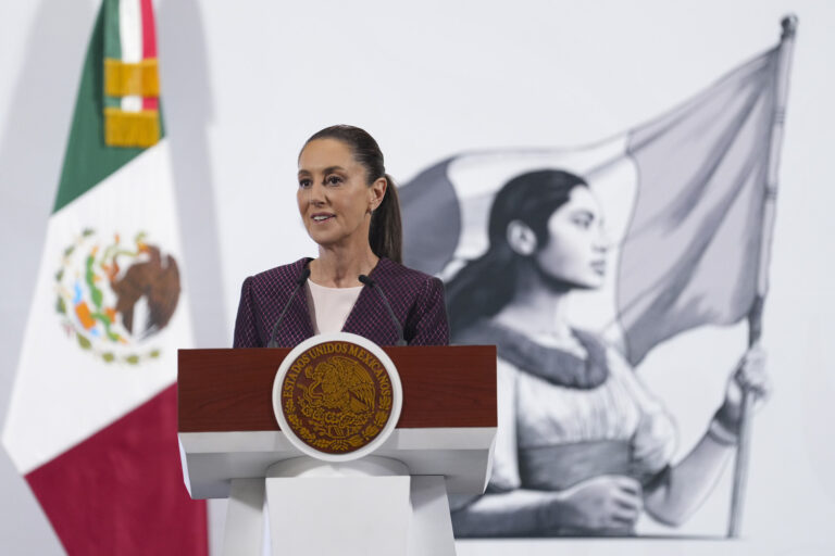 Acusa Sheinbaum a Zedillo de ordenar represión