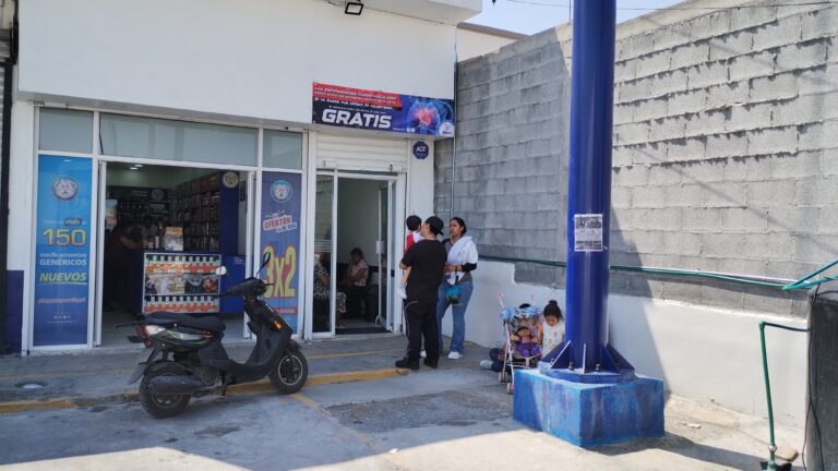 Consulta médica en una farmacia cuesta 10 veces menos que con médico particular    