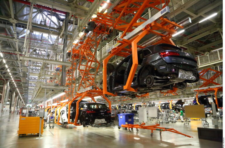 Frena GM exportaciones a China