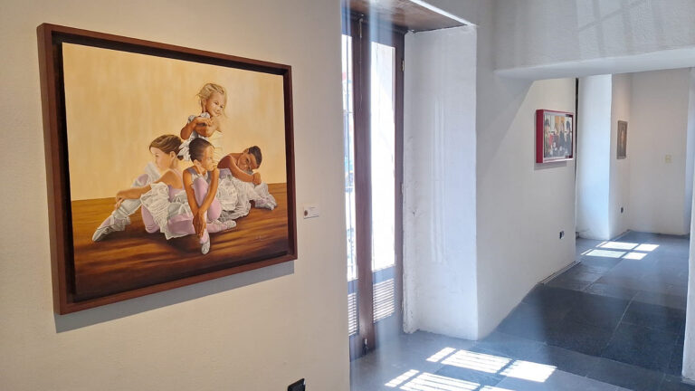 Invita UA de C a disfrutar de la exposición “Caleidoscopio” en el Recinto del Patrimonio Cultural Universitario