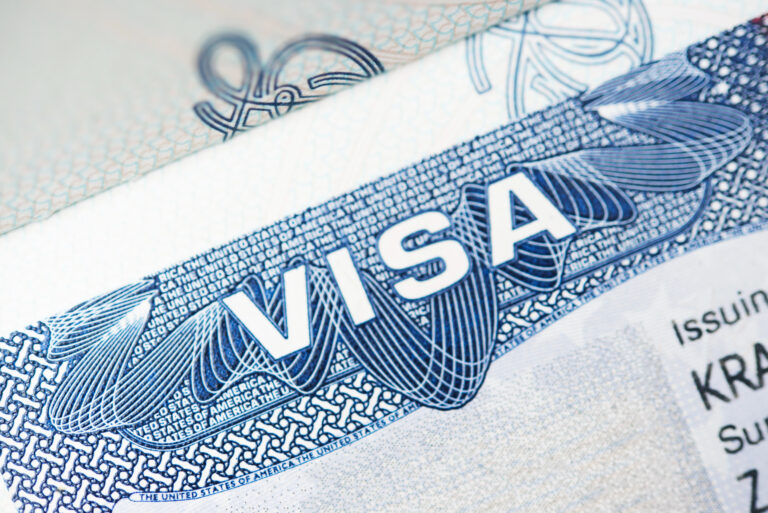 La embajada de Estados Unidos confirmó que revisará las redes sociales de los solicitantes de visa