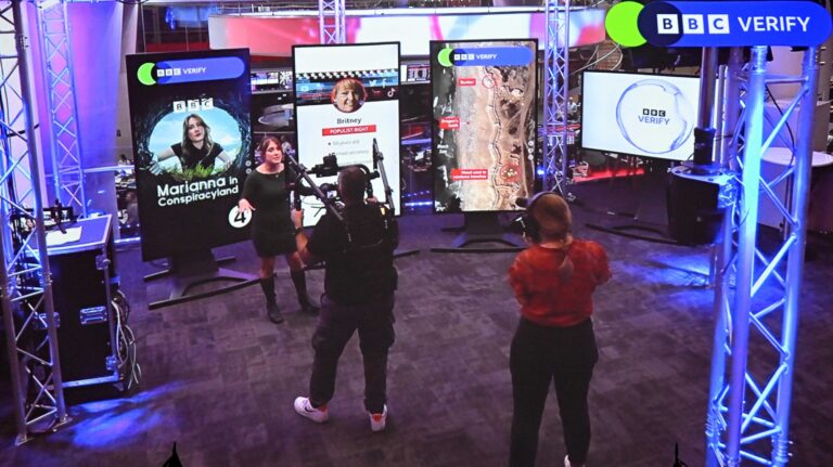 Necesitamos herramientas para distinguir la información falsa: Susannah Goshko