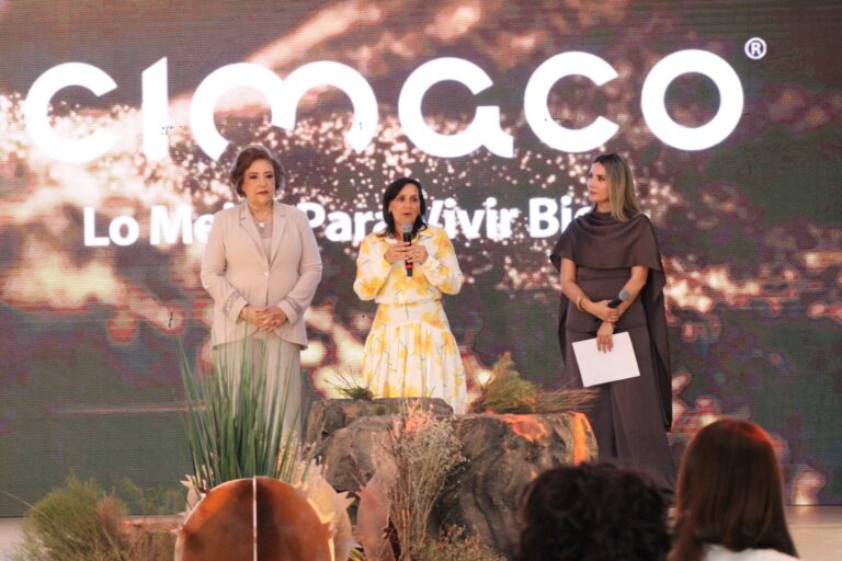 Realiza DIF Coahuila desfile de moda con causa