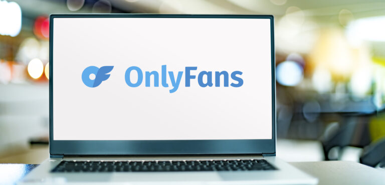 Reportan que plataforma OnlyFans podría venderse en 8 mil millones de dólares