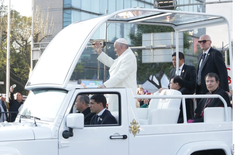 Será papamóvil hospital móvil para niños de Gaza