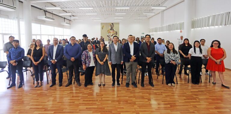 Tiene nueva directora la Facultad de Artes Plásticas de la UAdeC