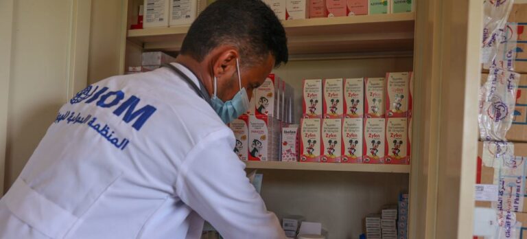 Yemen: La entrega de urgentes suministros médicos apoya el sistema de salud