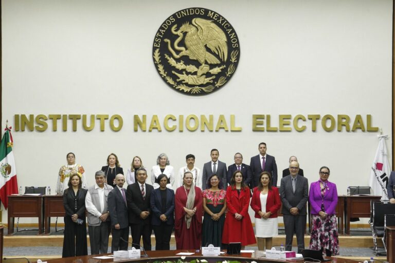 Da INE constancias de ganadores a próximos 9 ministros