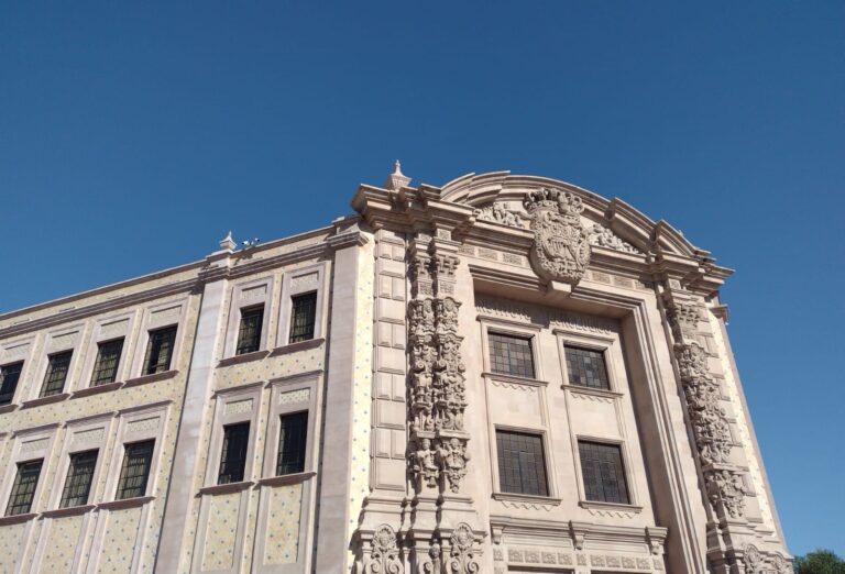 Acosan alumnos a maestros en TecNM campus Saltillo