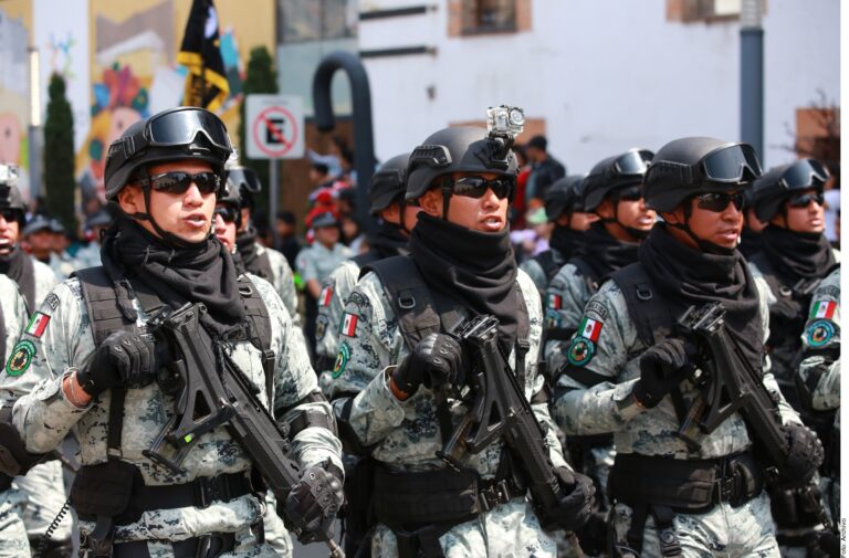 Advierten ONGs vigilancia ilegal y abusiva de Fuerzas Armadas  