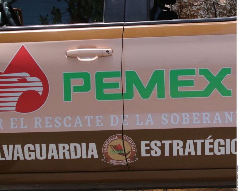 Ascenderían deudas de Pemex a 7 mil mdp con constructores