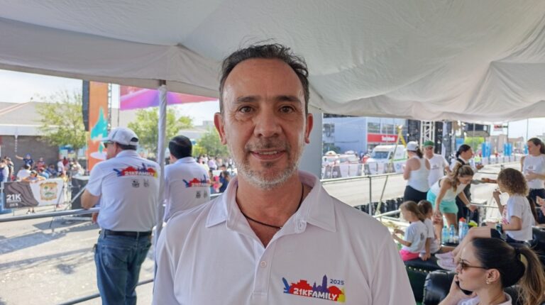 Corren más de dos mil niños y adolescentes la 21K Family