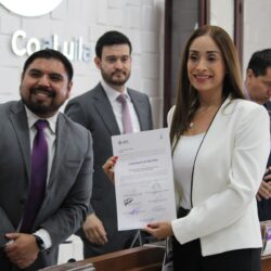 Entrega IEC constancias de mayoría a magistrados del Poder Judicial de Coahuila10