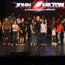 John Milton hipnotizó a Saltillo con dos funciones diferentes1