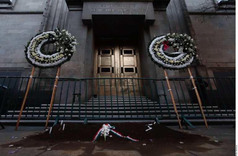 Quita Morena poder a nuevo presidente de Corte