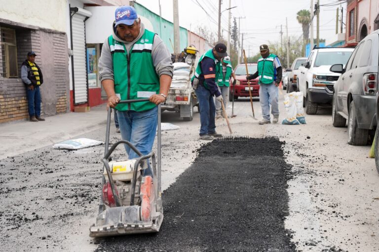 Ramos Arizpe acelera mantenimiento vial con acciones concretas