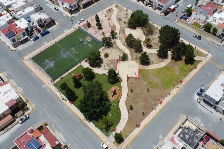 Realizan trabajos integrales de limpieza en colonias y vialidades de Ramos Arizpe