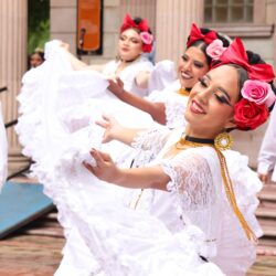 Sigue llegando la cultura a las colonias de Saltillo8