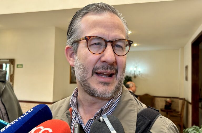 Solicitan Laguna y Norte reducción de horarios escolares