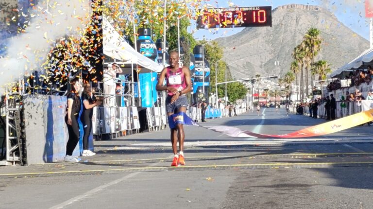 Miles de runners inundan Saltillo; un éxito la 21K Coahuila 2025