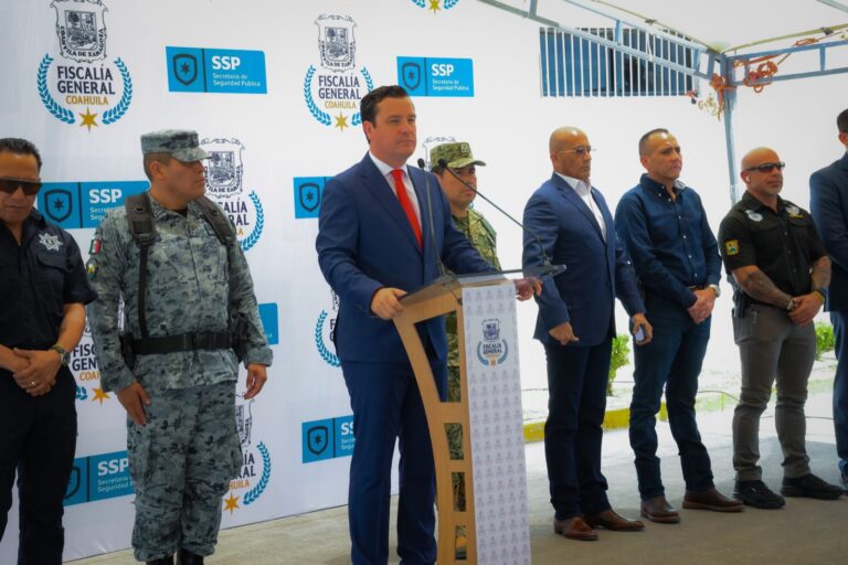 Aseguran autoridades armas y narcóticos en Piedras Negras