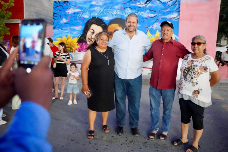 Cambia Ramos muros grises por espacios multicolores