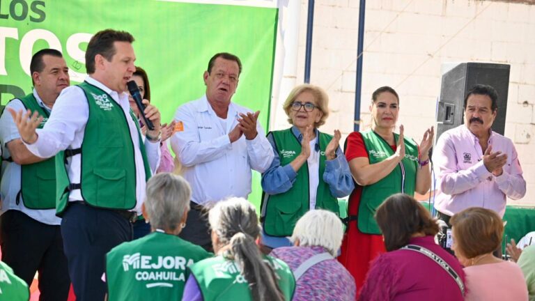 “Club del Adulto Mayor” en Torreón lleva servicios gratuitos y actividades de esparcimiento