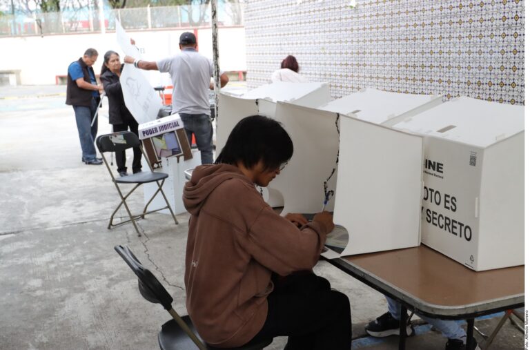 Concluye INE cómputo de SCJN; participó 13%