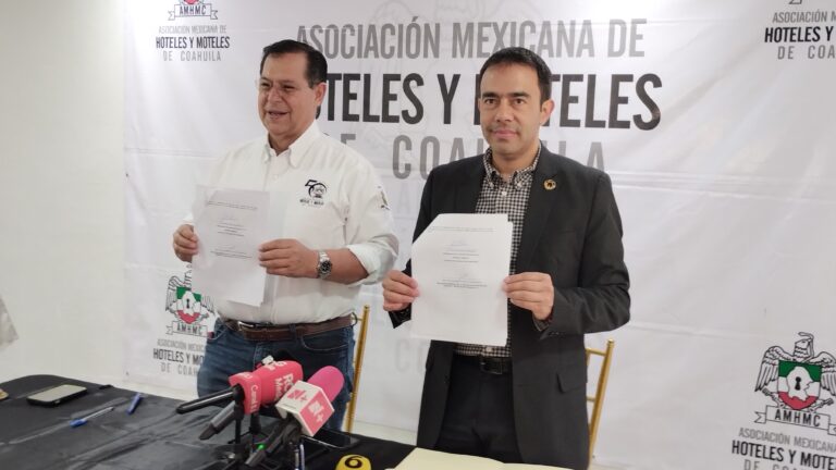 Firman convenio de colaboración CANACINTRA y la AMHMC