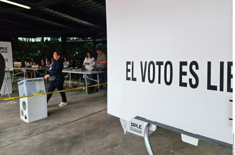 Frenan a Morena en Durango y Veracruz