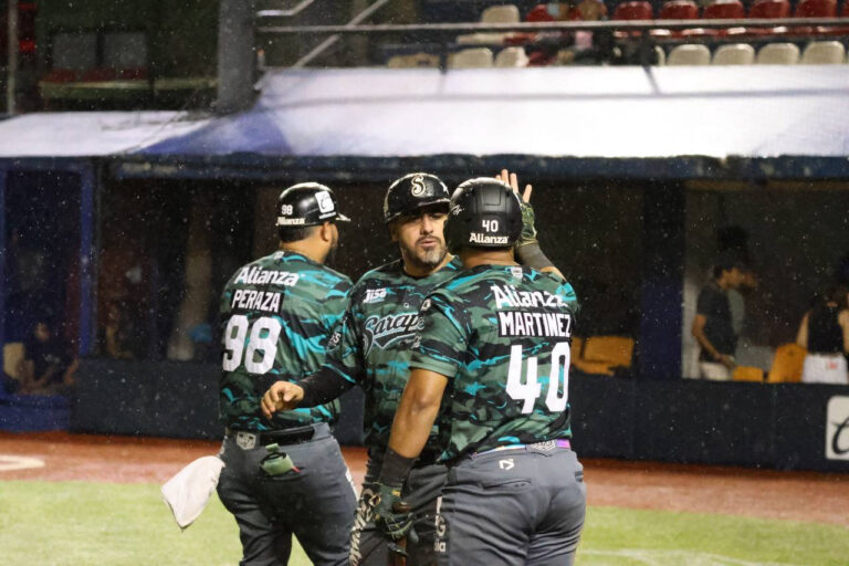 Gran salida de Mort enfiló a Saraperos a dramático triunfo