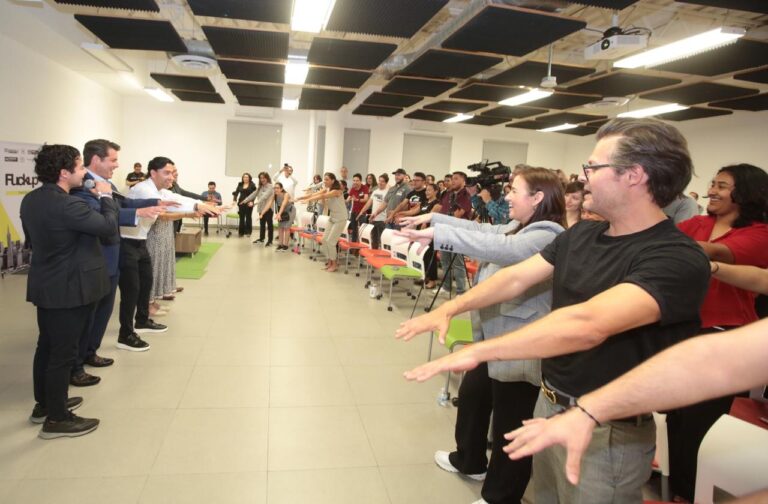 Impulsa Coahuila el emprendimiento juvenil con la primera edición de “Fuck Up Nights” en Saltillo