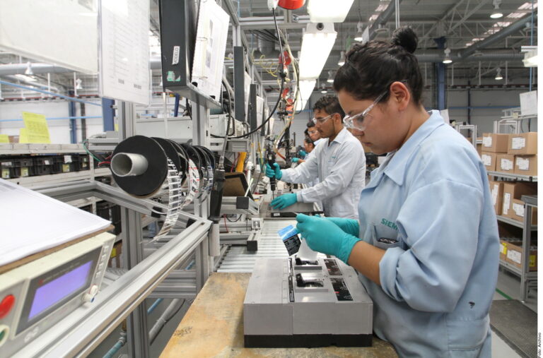 La jornada de 40 horas va.- Secretaría del Trabajo  