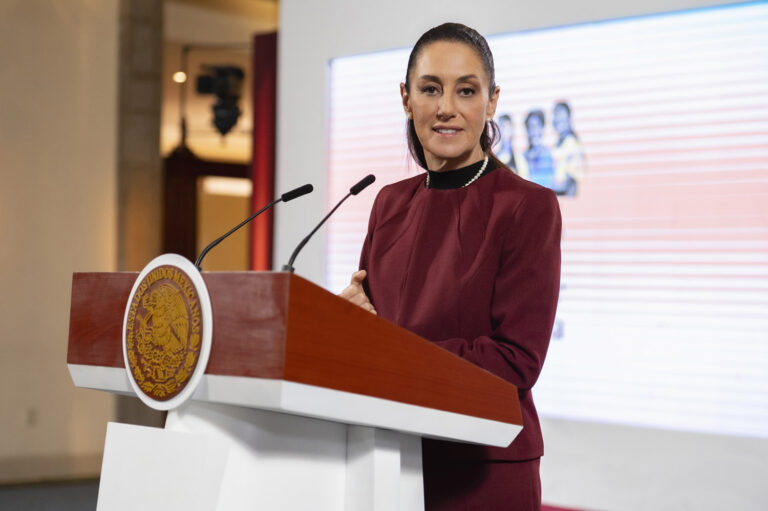 Lamenta Claudia Sheinbaum homicidio múltiple en Guanajuato: murieron niños