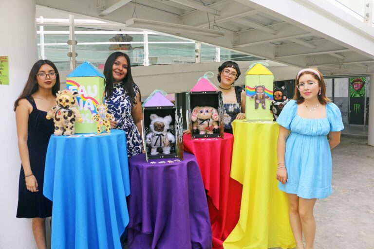 Muestran su talento estudiantes de la Facultad de Artes Plásticas de la UA de C en el “Open Studio”
