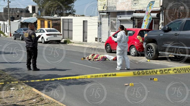 Mujer muere atropellada en Saltillo; conductor es detenido