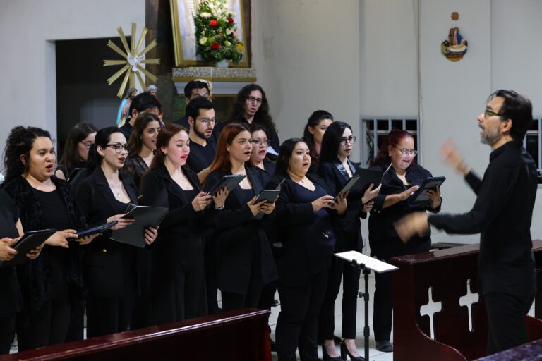 “Ópera a domicilio” es disfrutada por cientos de saltillenses