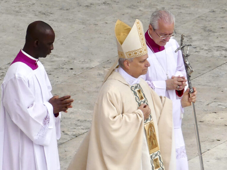 Primer sondeo italiano muestra que papa León XIV supera a Francisco y Benedicto en popularidad