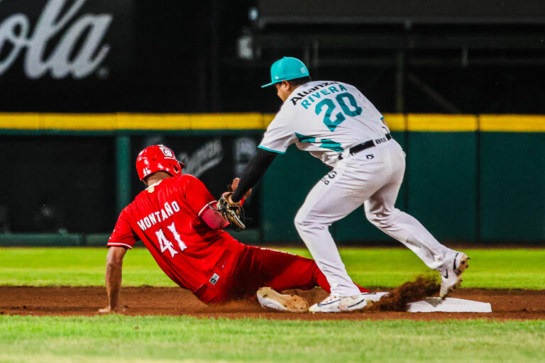 Saraperos deja en el terreno a El Águila y asegura la serie