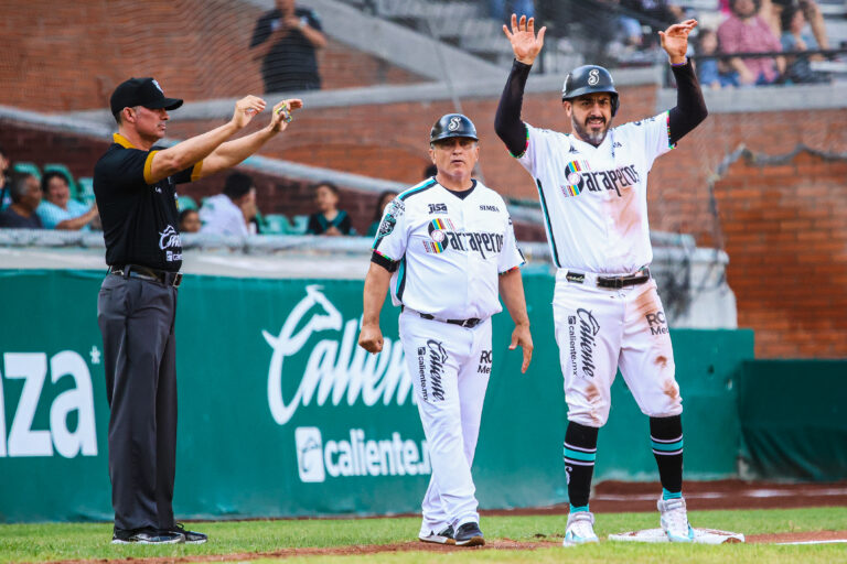 Saraperos barre a los Toros y liga quinta victoria consecutiva