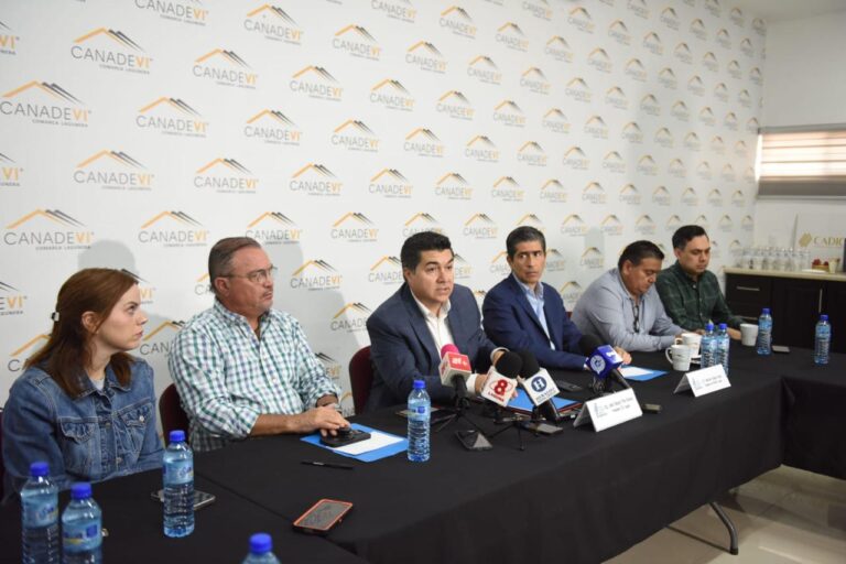 Sector empresarial respalda continuidad en obra del Paso Villa Florida en Torreón