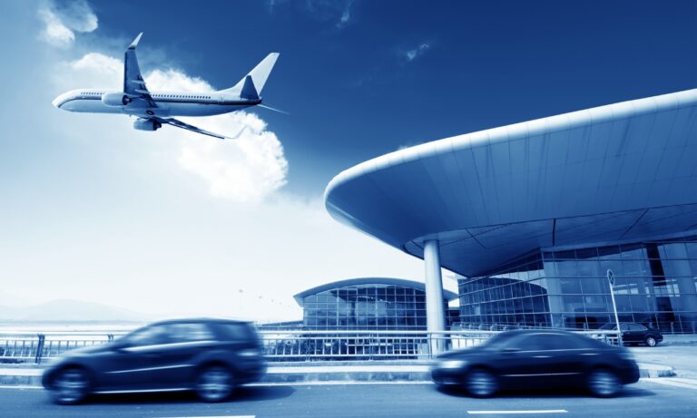 Traslados privados en París: la forma más cómoda para moverte como rey (o reina)