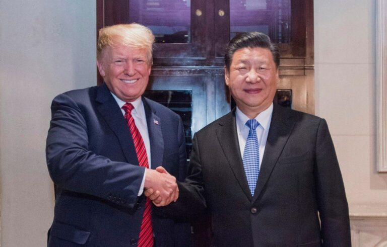 Trump habla con Xi en medio de negociaciones sobre aranceles