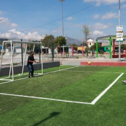 Avanzan trabajos de rehabilitación de la plaza pública en la Saltillo 20002