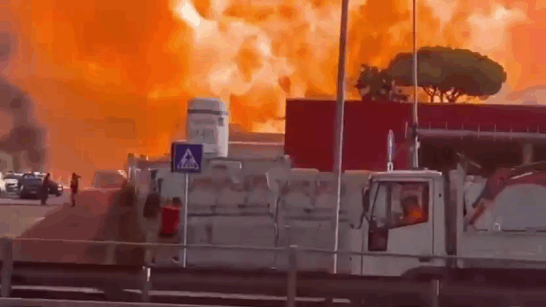 Fuerte explosión de una gasolinera en Roma deja decenas de heridos