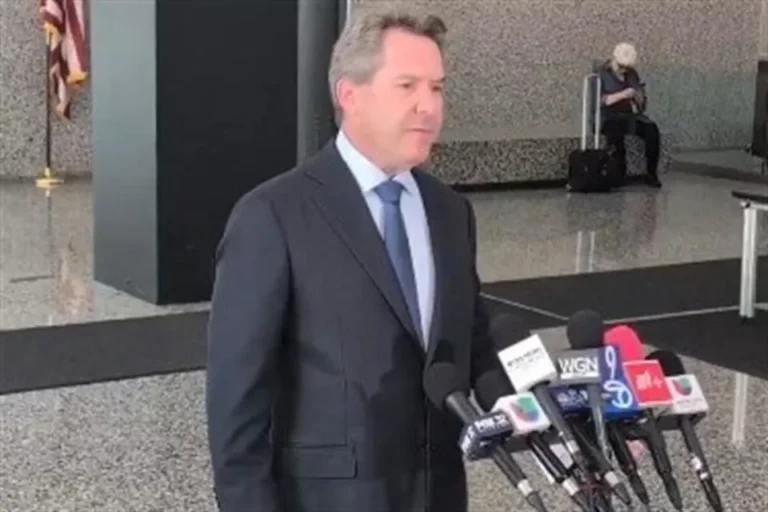 Critica otra vez abogado de Ovidio a Sheinbaum