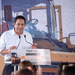Lleva Javier Díaz pavimentación al poniente de Saltillo3