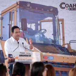 Lleva Javier Díaz pavimentación al poniente de Saltillo6