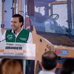 Lleva Javier Díaz pavimentación al poniente de Saltillo7